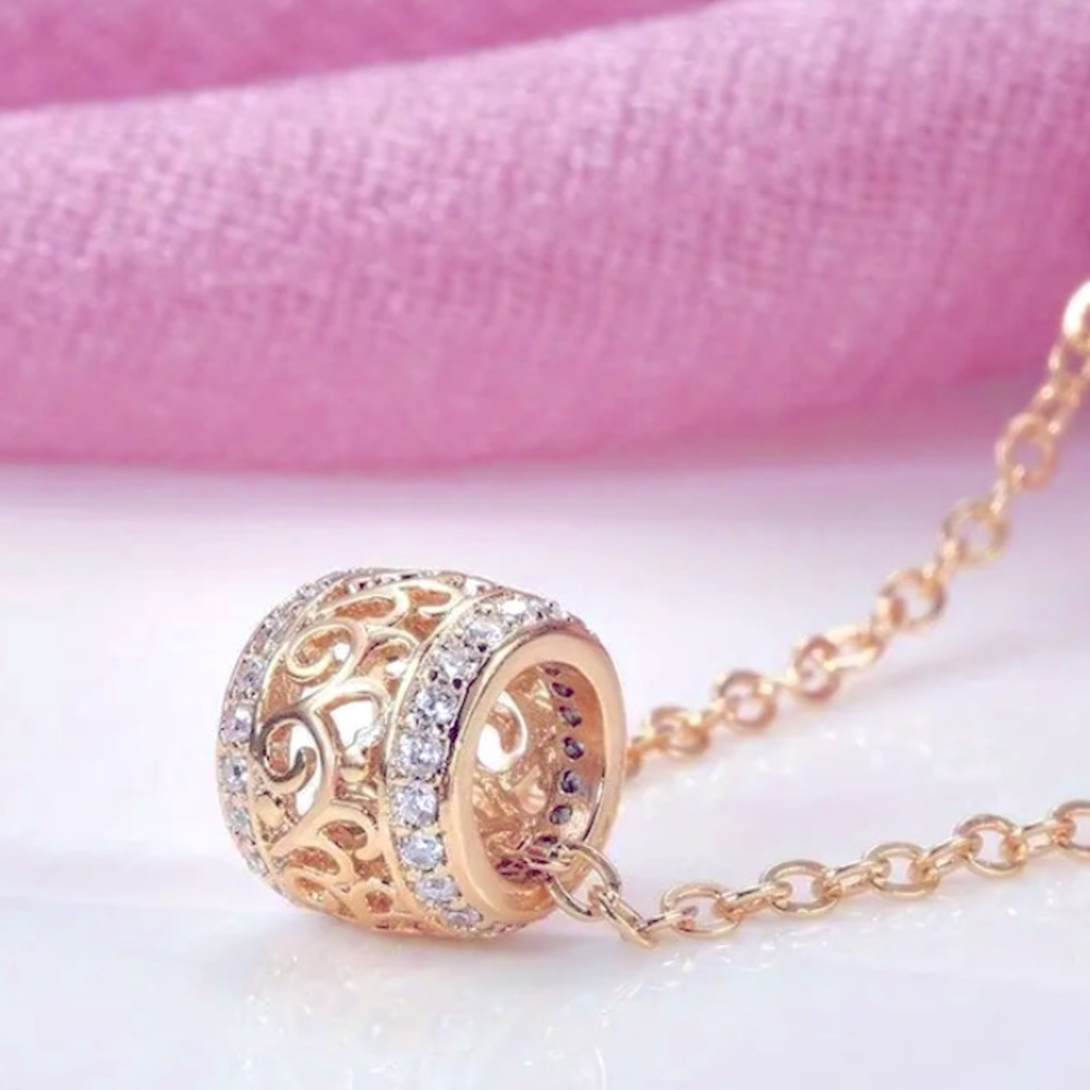 18K Gold Plated charm-necklace. - Picture 2 of 3